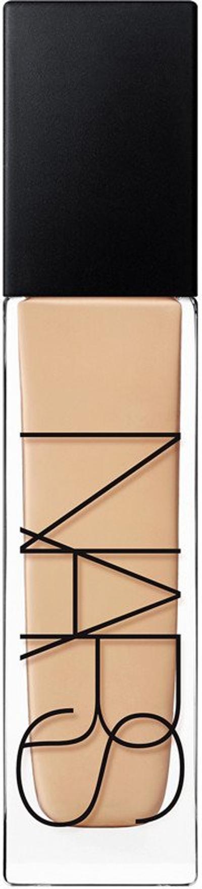Natural Radiant Longwear Foundation - Santa Fe (medium skin w/ neutral undertones)