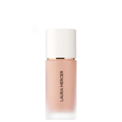 Real Flawless Weightless Perfecting Waterproof Foundation - 2C2 Soft Sand