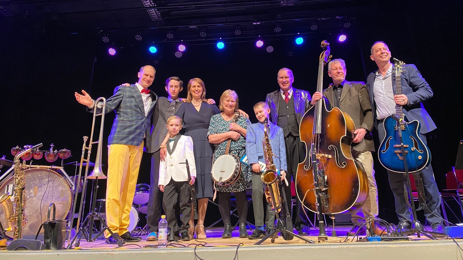 CarlingFamily kommer till Kinna Konserthus