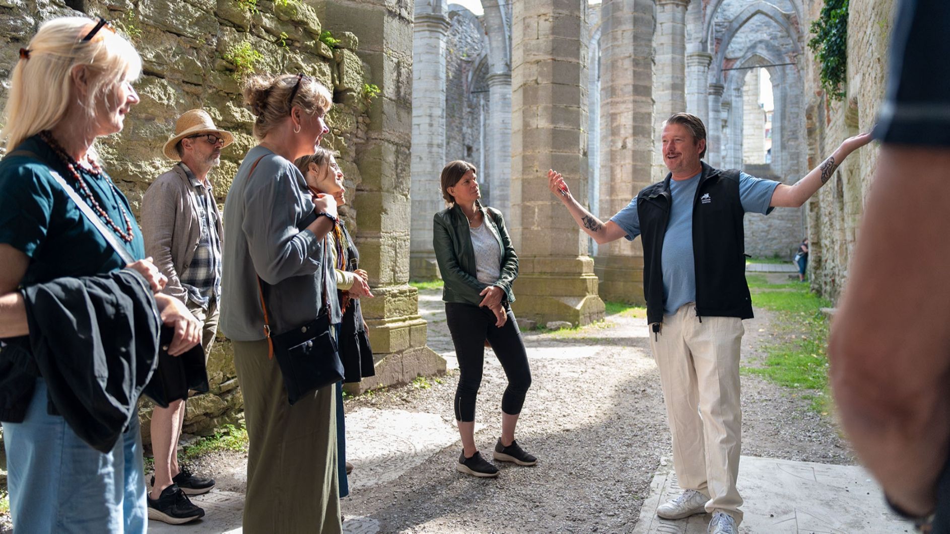 A walk through Medieval Visby