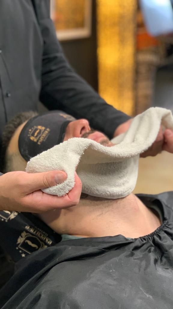 Exclusive Barbershop - Image 53