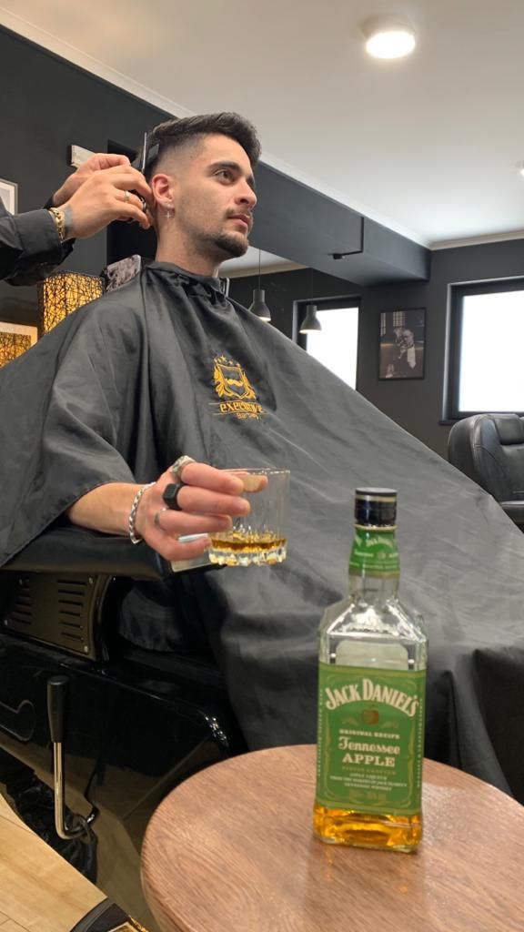 Exclusive Barbershop - Image 17
