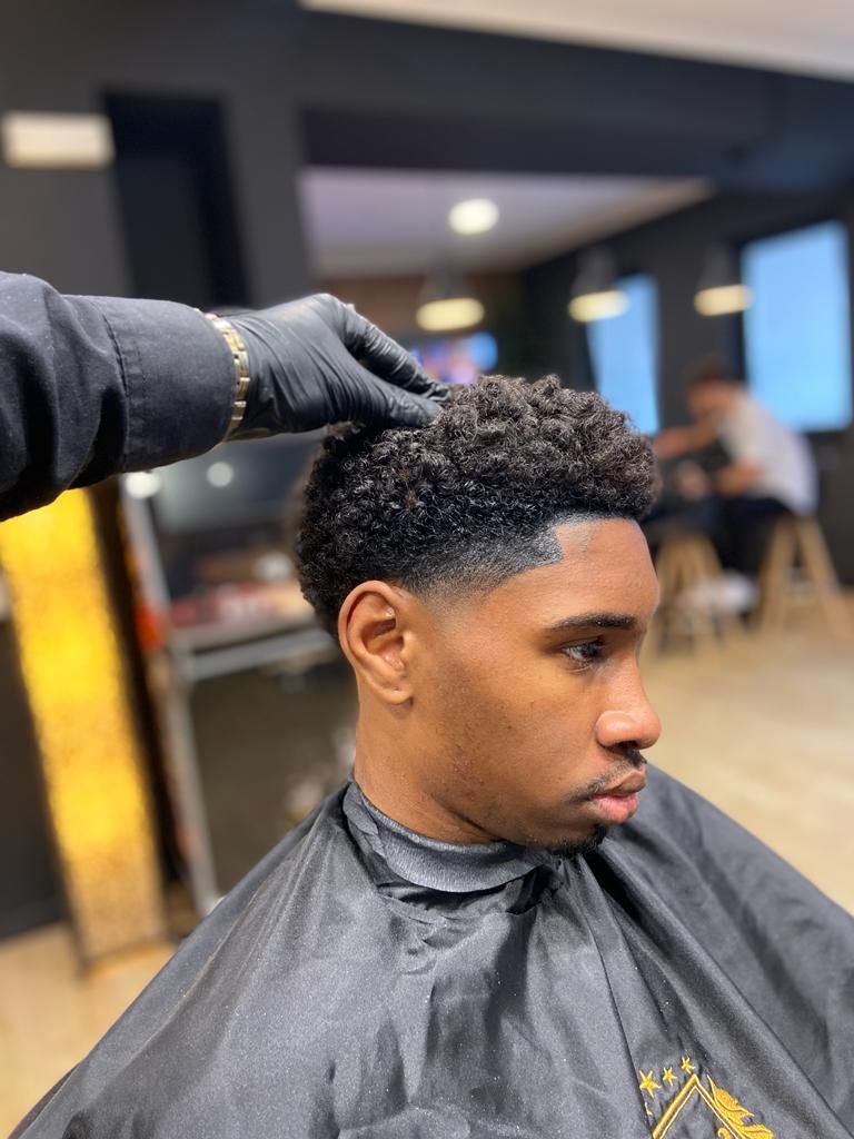 Exclusive Barbershop - Image 62