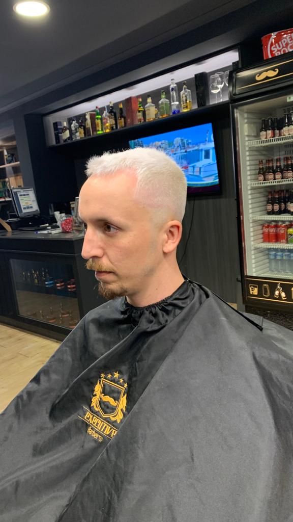 Exclusive Barbershop - Image 15