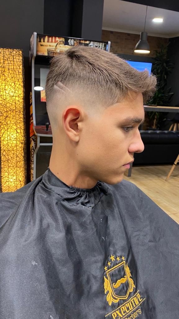 Exclusive Barbershop - Image 19