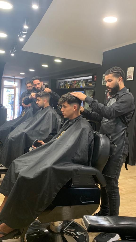 Exclusive Barbershop - Image 48