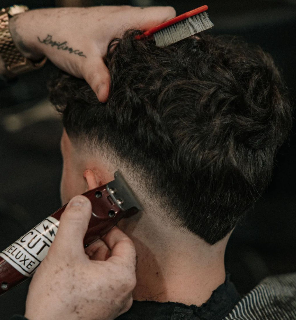 2675 Barber Shop - Image 4