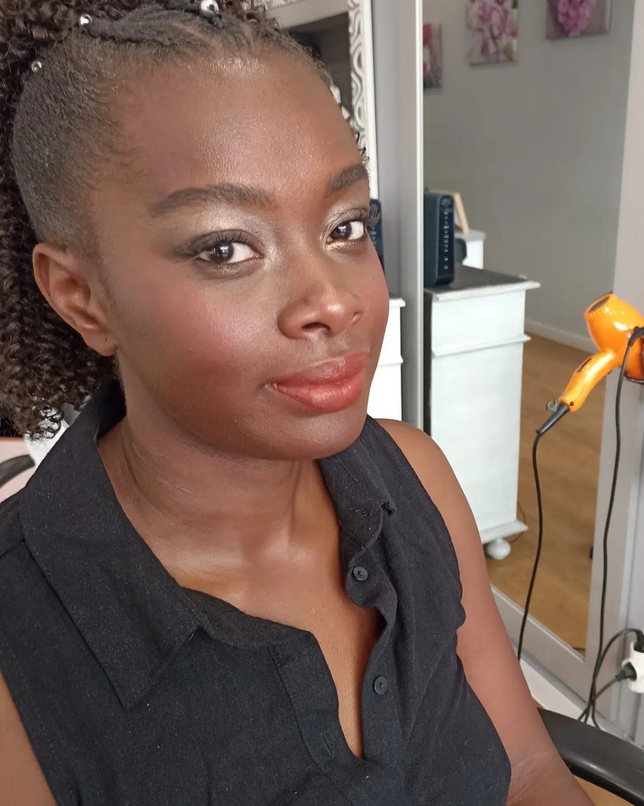 Liliana Côbo - Makeup Artist - Image 8