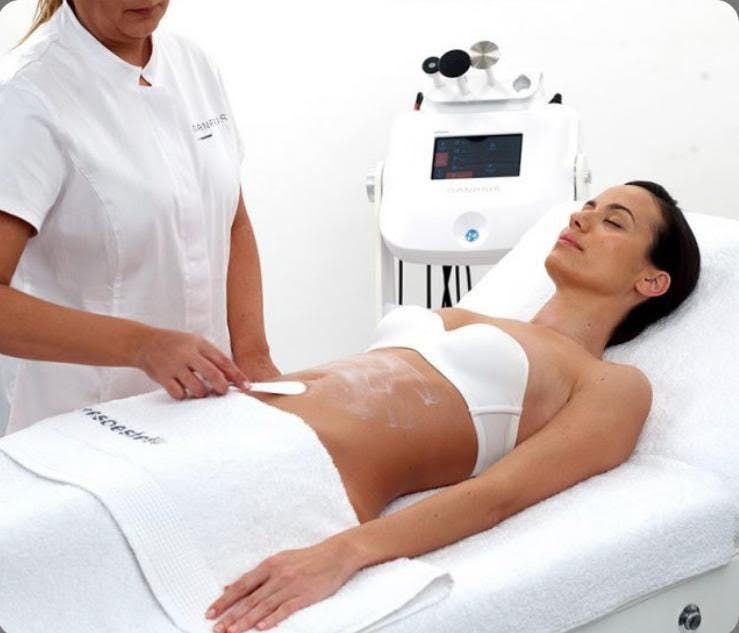Cristiane Almeida Estética Avançada e Massoterapia - Image 13