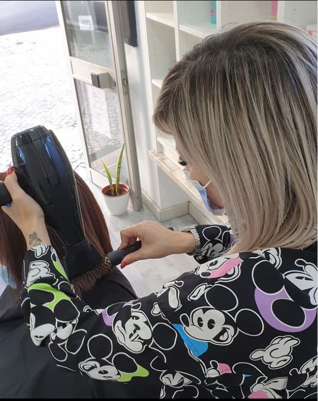 CVilanova Hairstylist - Image 3