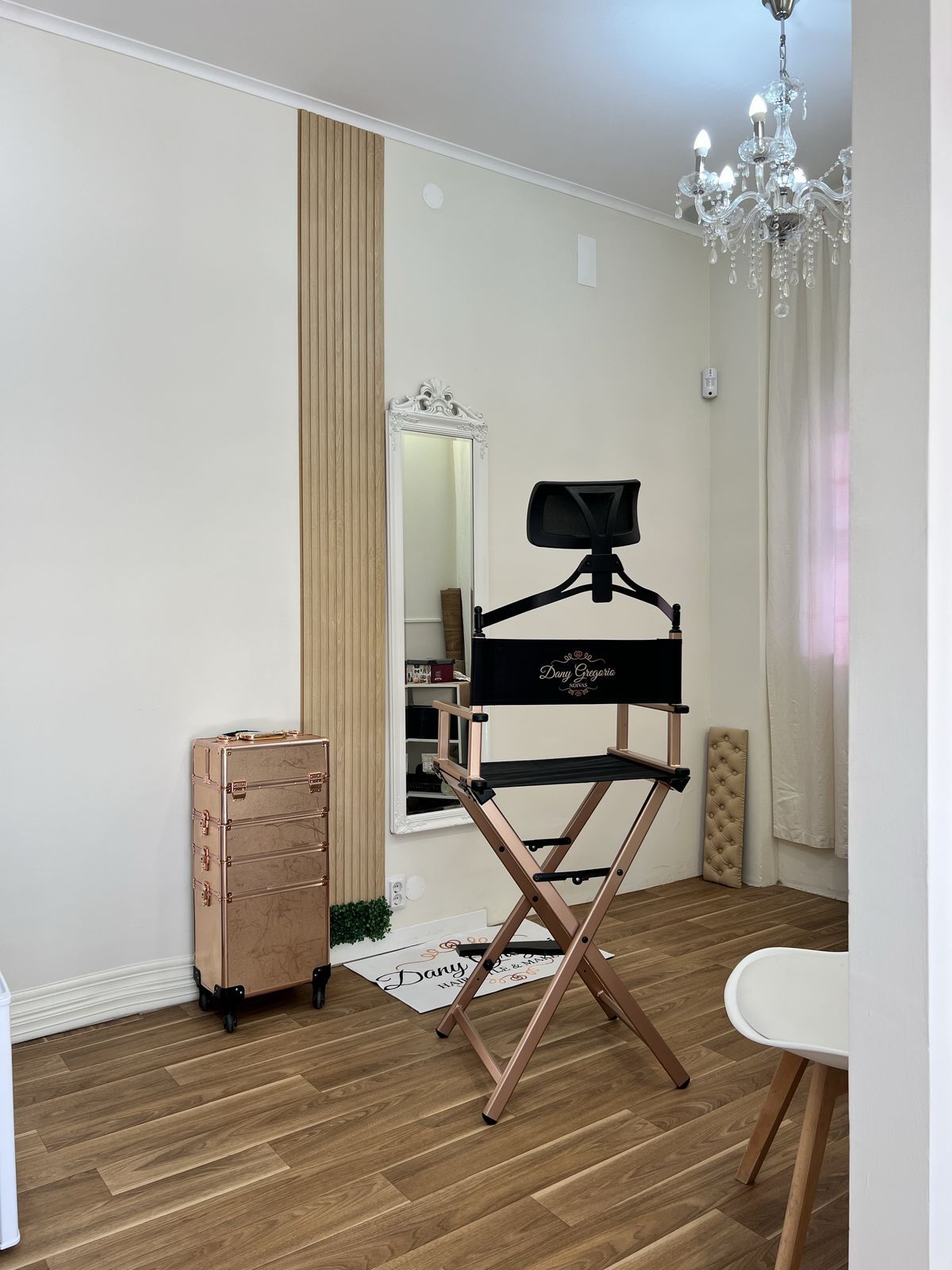 Daniela Gregorio Hairstyle & Make - Image 16