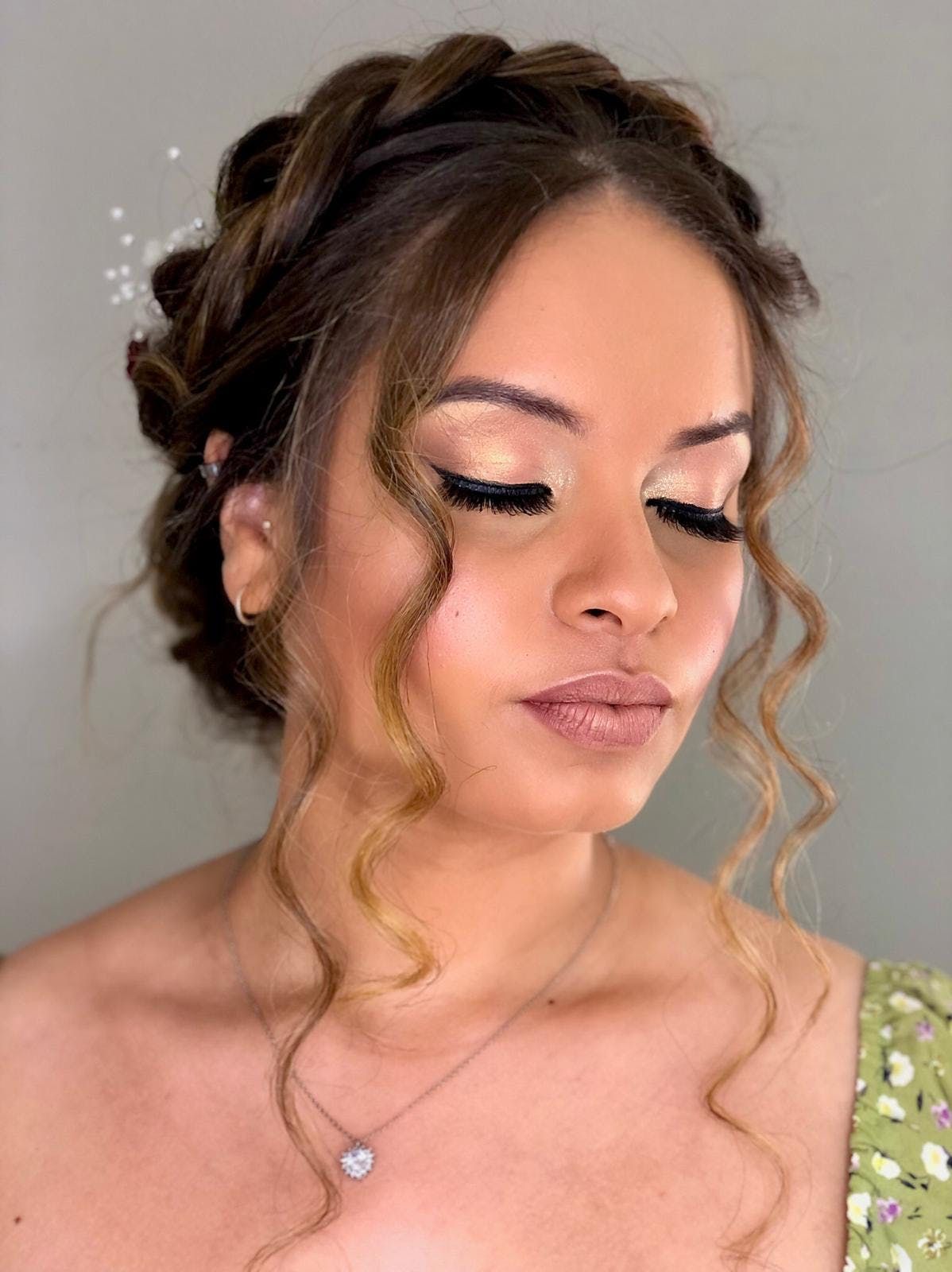 Daniela Gregorio Hairstyle & Make - Image 15