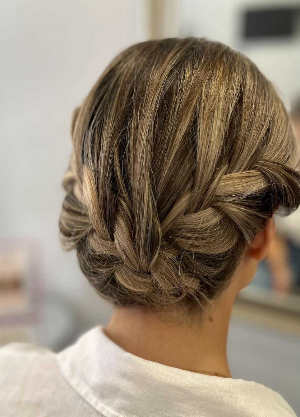 Ies Espírito Santo Hairstylist - Image 1