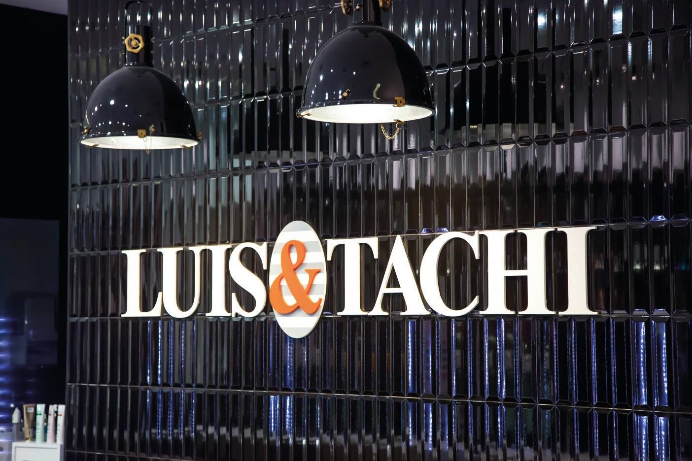 Salón Luis & Tachi - López de Hoyos - Image 1