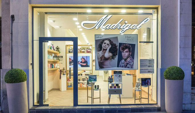 Peluquerias Madrigal- Salón Diego de León - Image 1