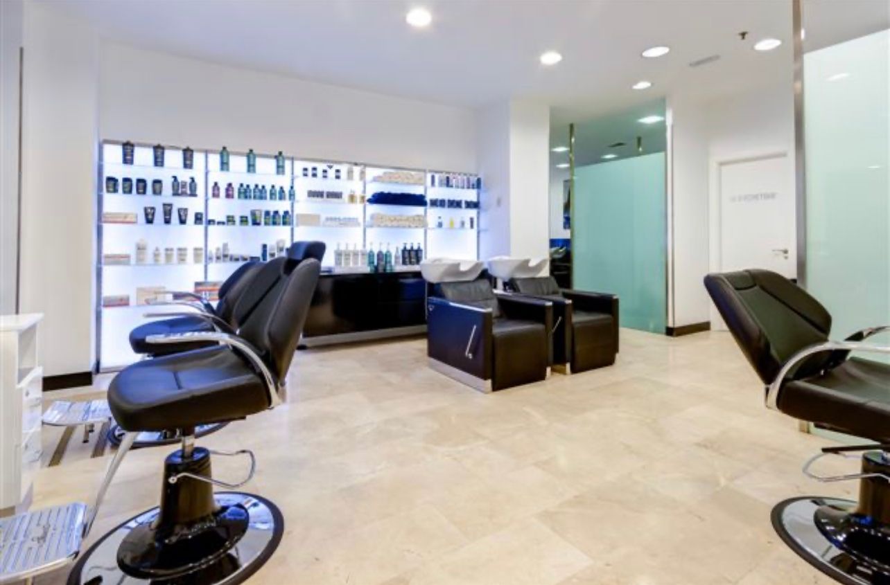Salón Luis & Tachi - CC Arturo Soria Plaza - Image 4