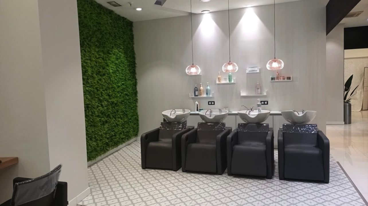 Salón Luis & Tachi - El Corte Inglés El Bercial - Image 4