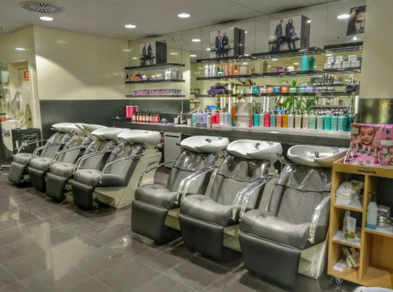 Salón Luis & Tachi - El Corte Inglés Goya - Image 1