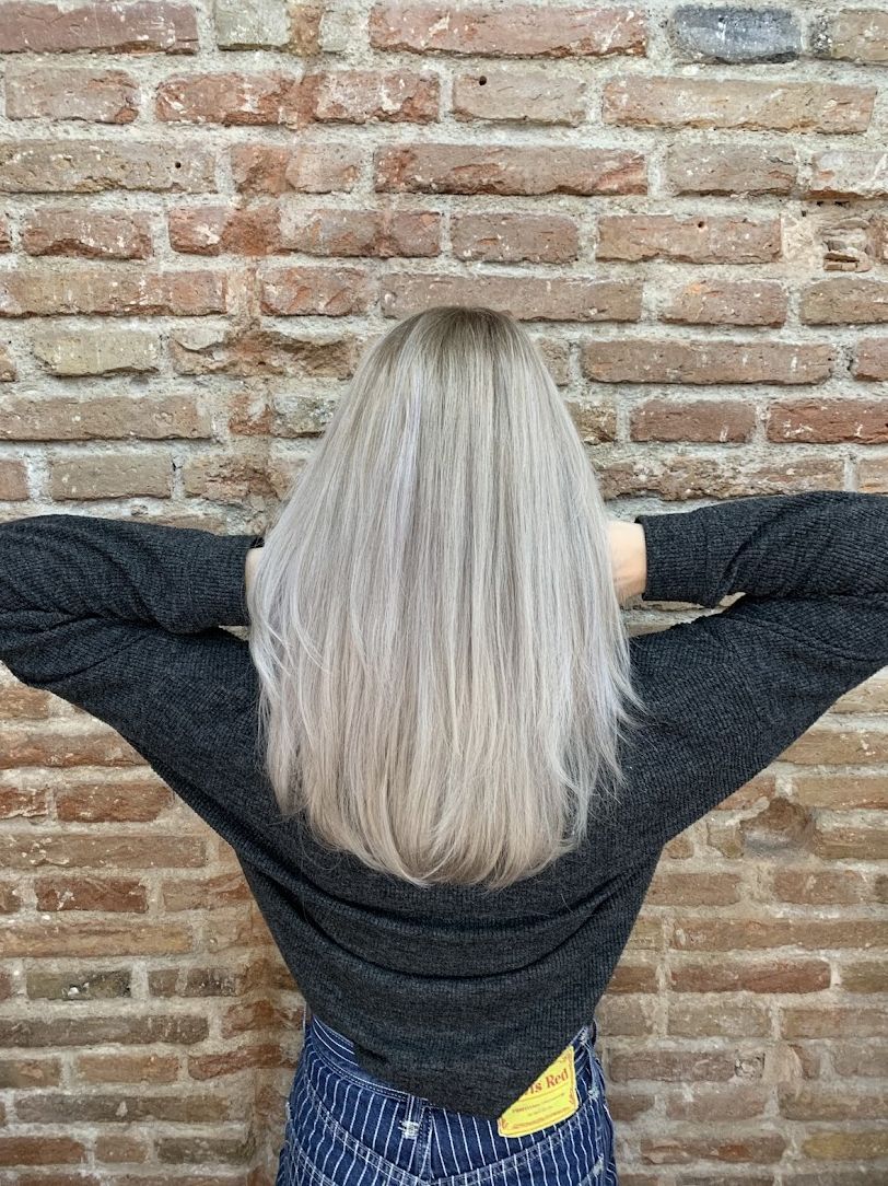 Anthony Llobet Hair Salons-  Paralelo - Image 6