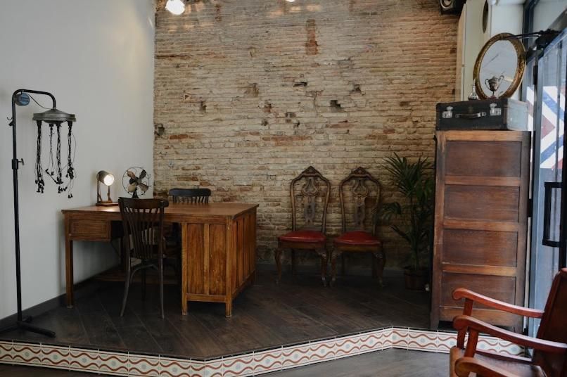 Anthony Llobet Hair Salons- Gracia - Image 4