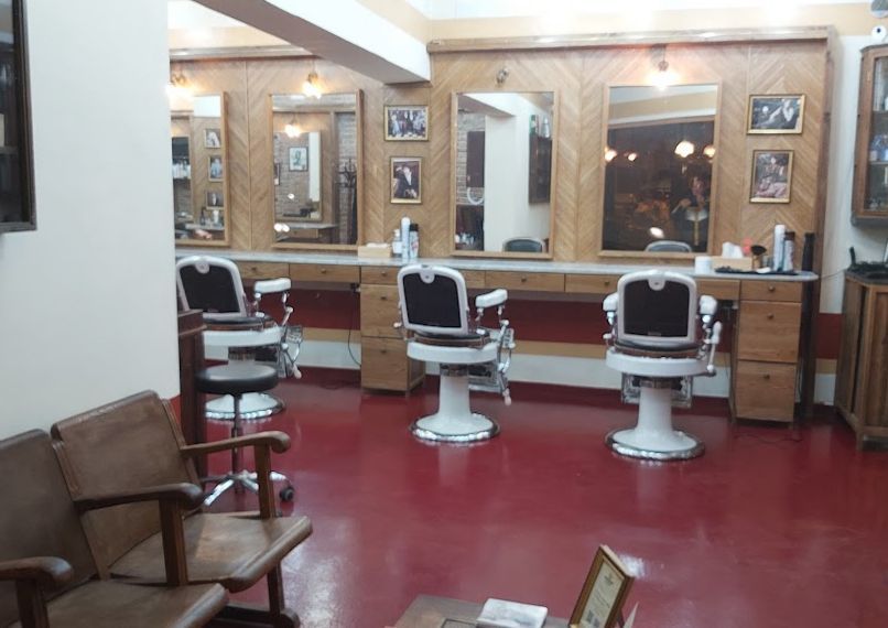 Anthony Llobet Hair Salons- Universitat - Image 5