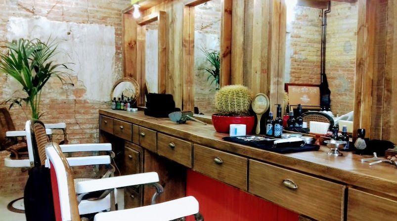 Anthony Llobet Hair Salons- Universitat - Image 4