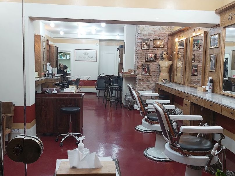 Anthony Llobet Hair Salons- Universitat - Image 6