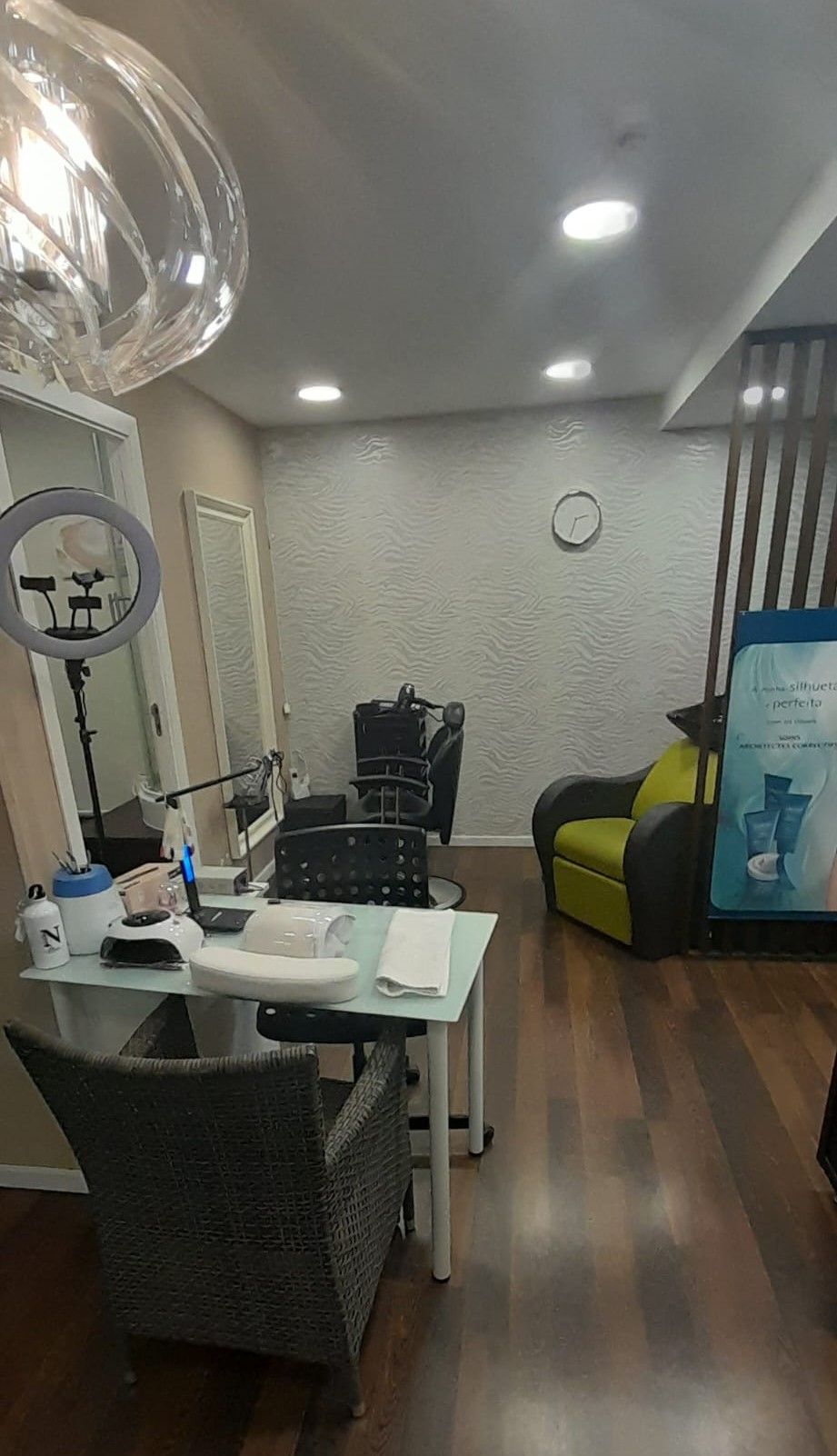 Neia Souza Cabeleireiro & Estética- Campo Pequeno - Image 6