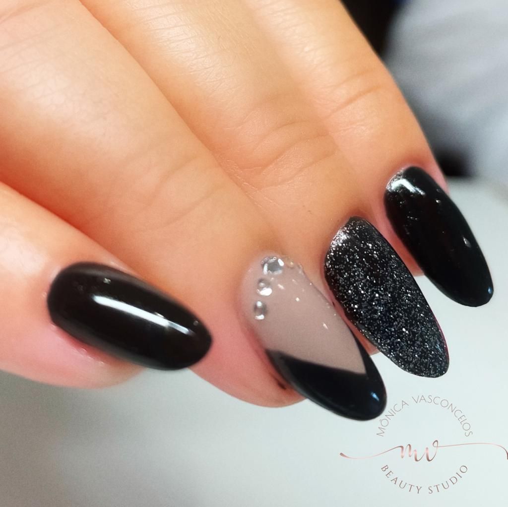 Monica Vasconcelos Beauty Studio - Image 26