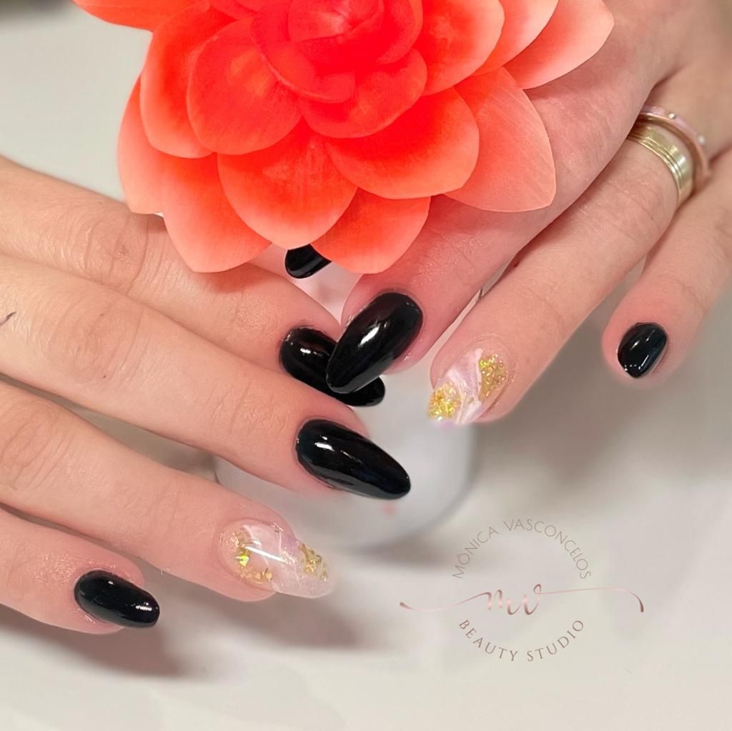 Monica Vasconcelos Beauty Studio - Image 25