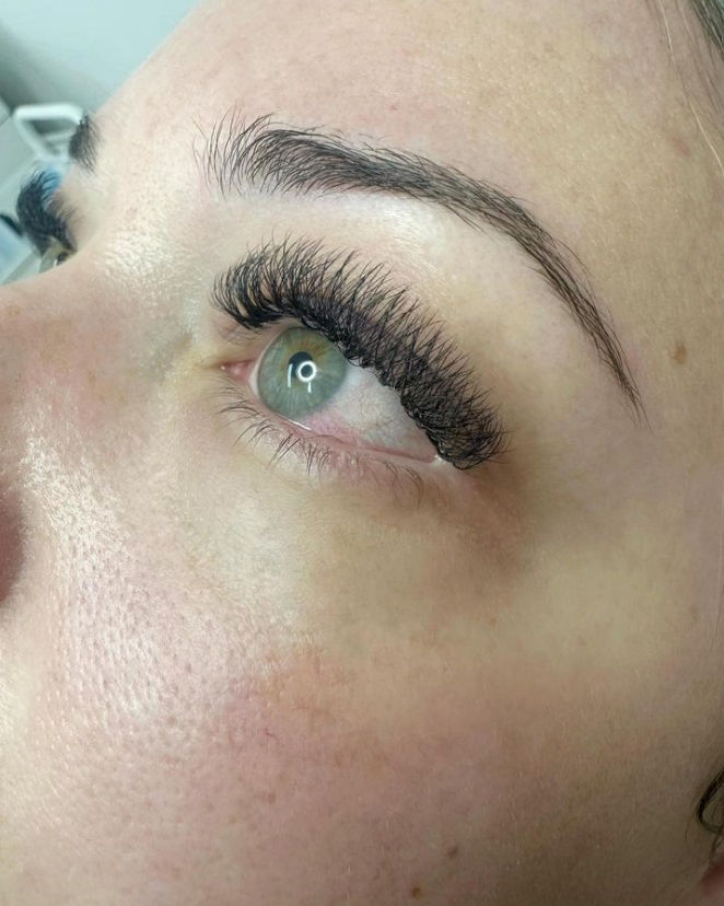 Estela Mendes Lash Designer