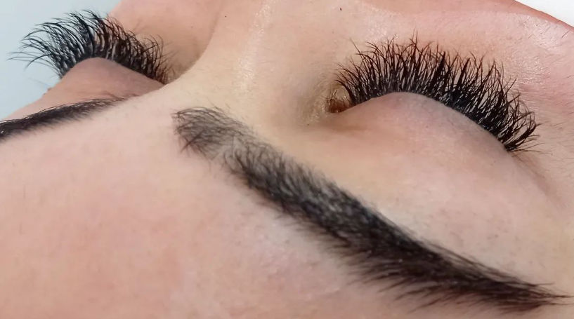 Estela Mendes Lash Designer - Image 6