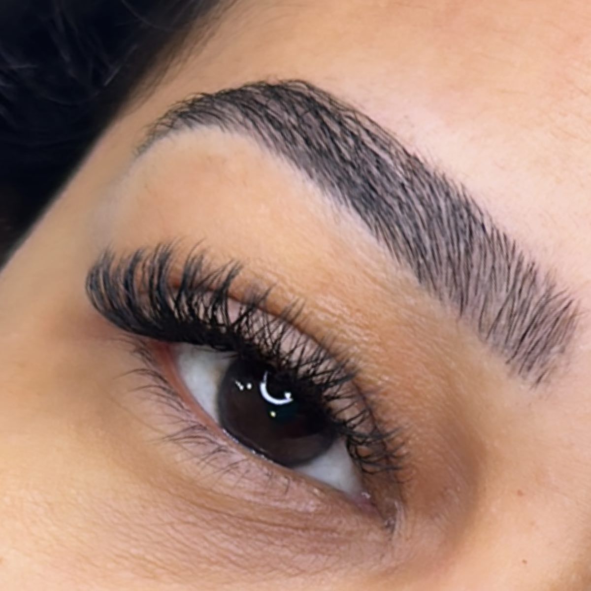 Estela Mendes Lash Designer - Image 3