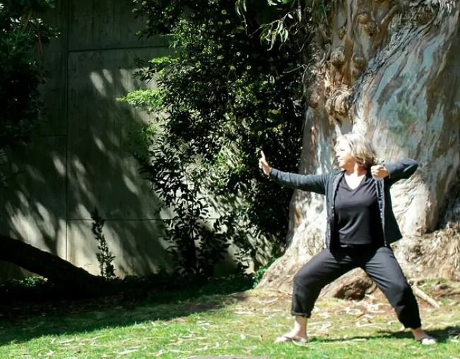 Andreia QI QONG - Image 6