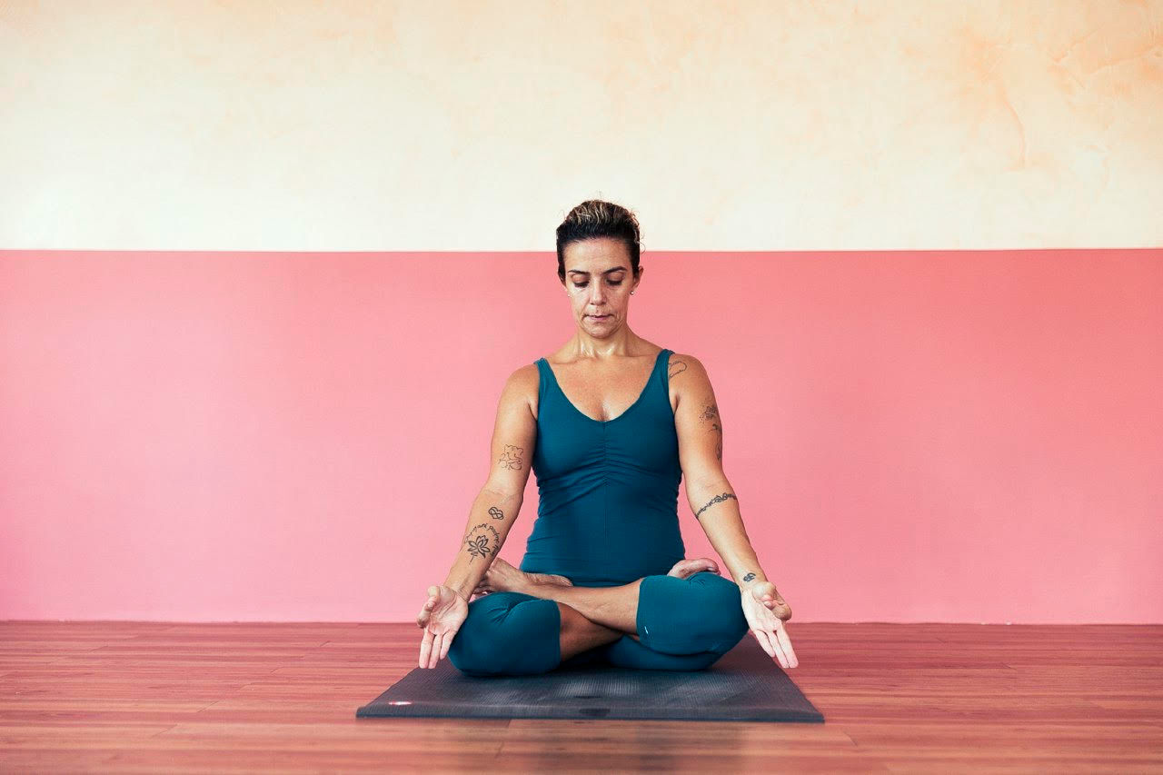 Karina Mosca - Yoga e Reiki (Online/Domicílio) - Image 1