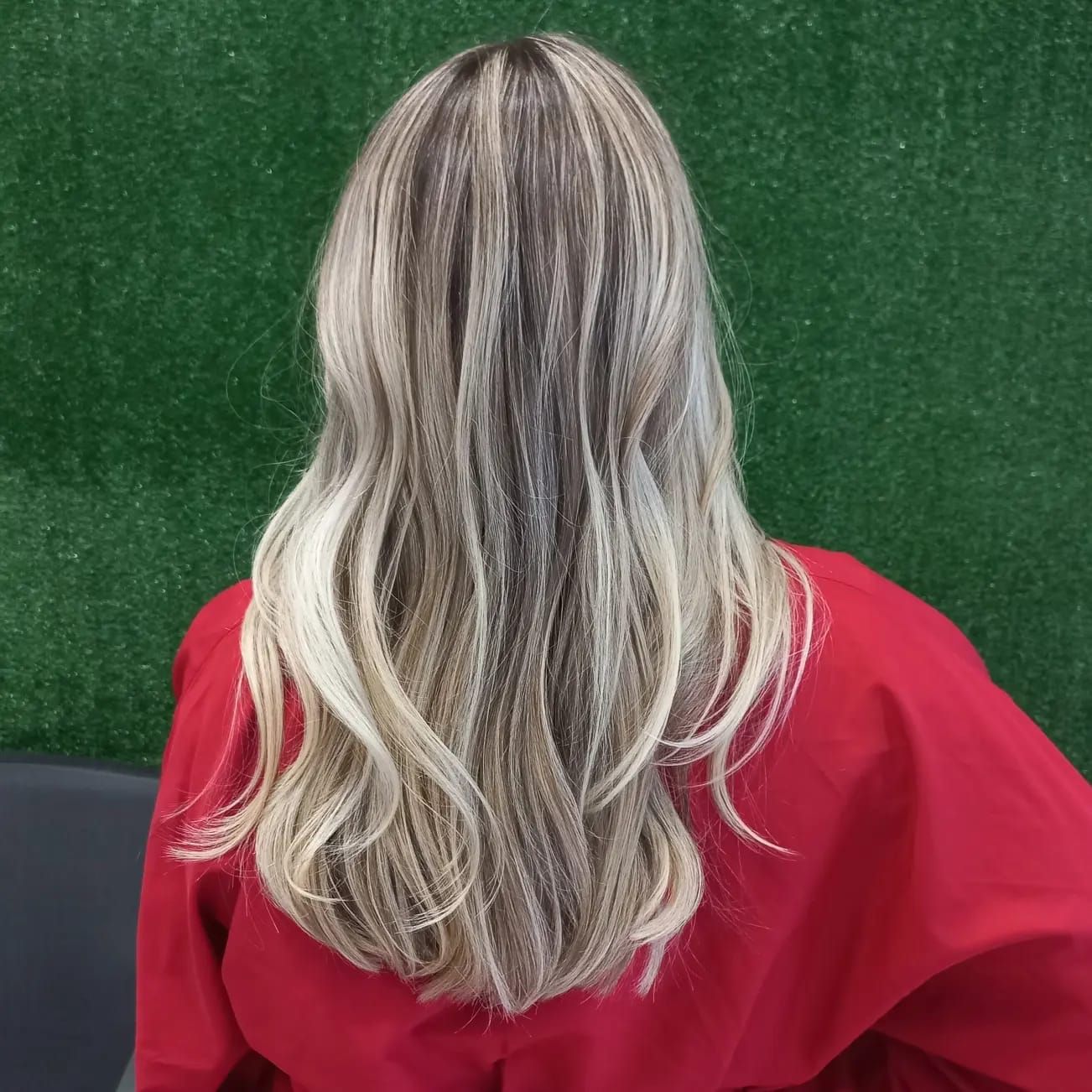 Sulivanda Oliveira Salon Hair Extensions - Image 7