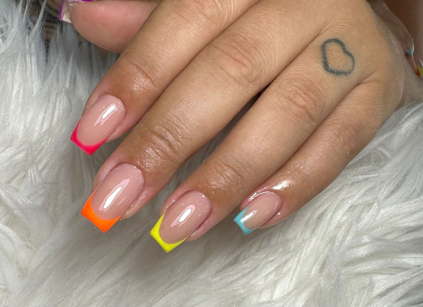 Natalia Souza Nails - Vistosa Hair Nails Art - Image 4