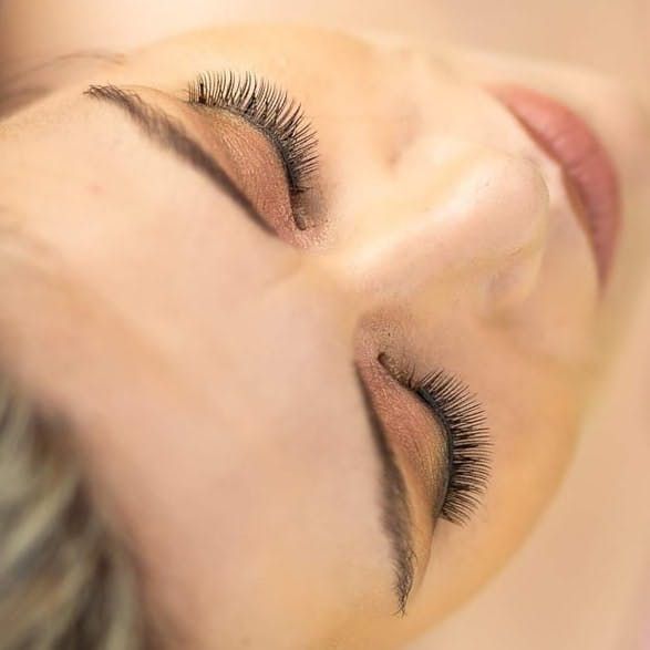 Dora Garcez Makeup Artist - Image 7