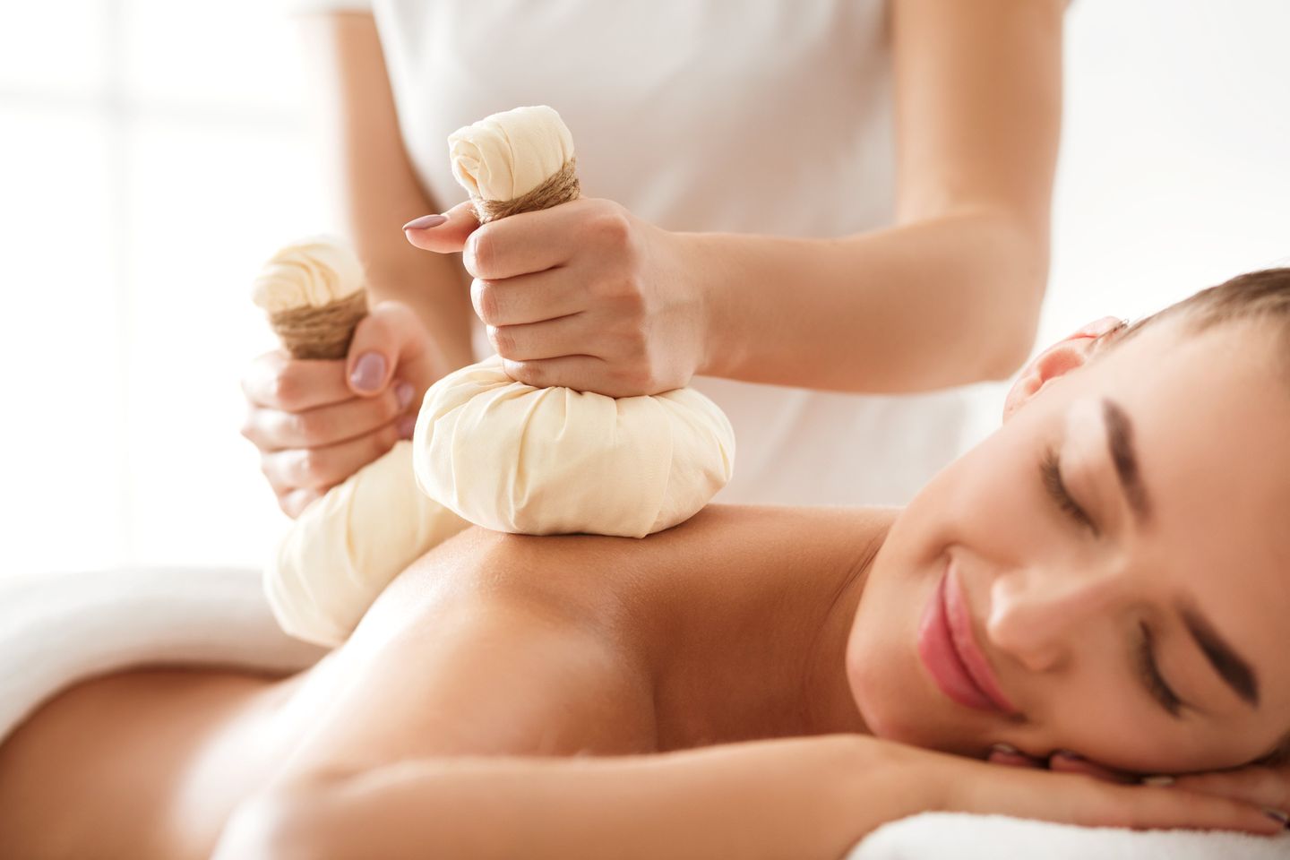 Mónica Pereira – Terapeuta Massagem/ Medicinas Alternativas - Image 2