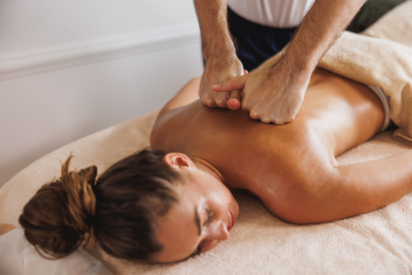Mónica Pereira – Terapeuta Massagem/ Medicinas Alternativas - Image 3