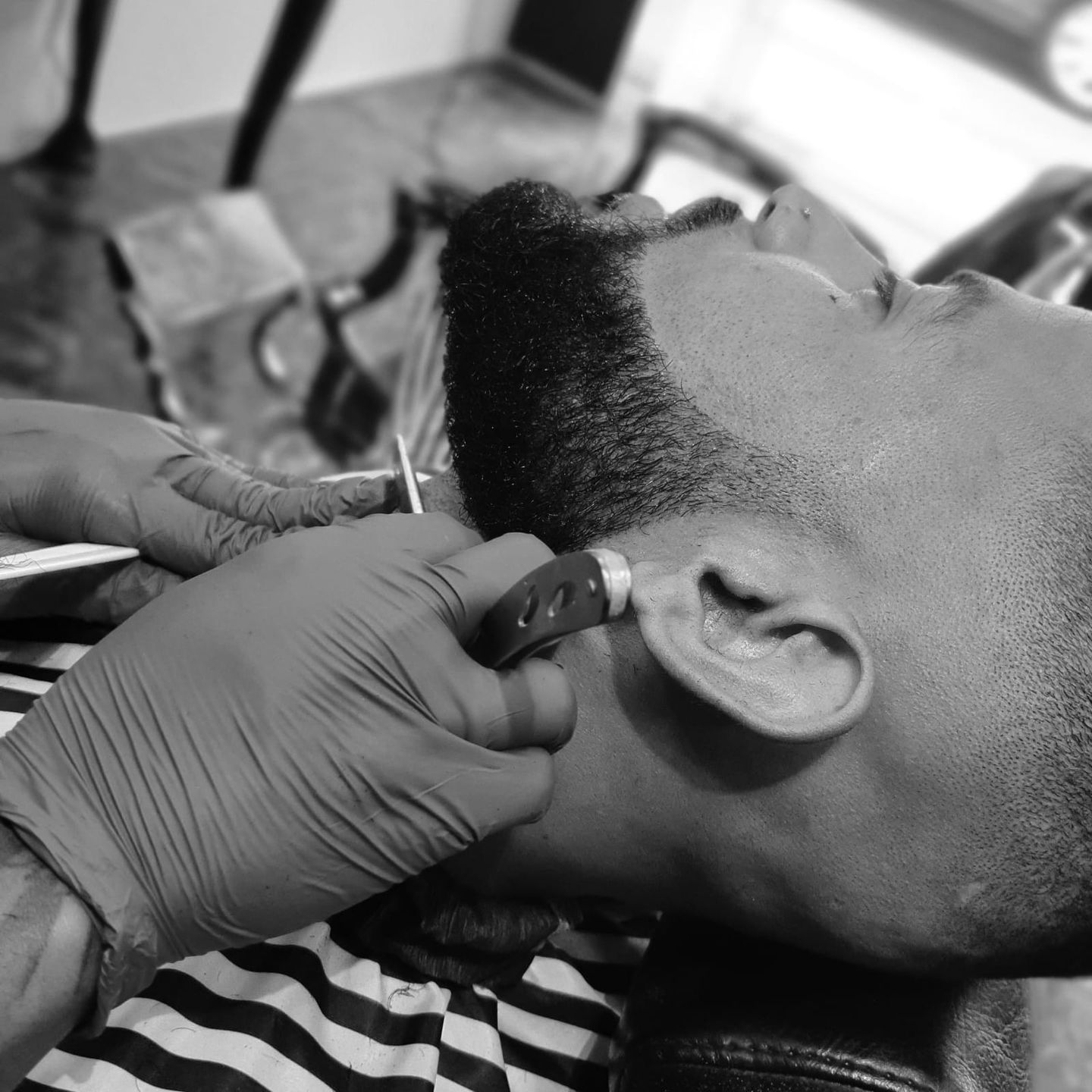 Tribos Barbershop Tattoo e Piercing - Vila do Conde - Image 8