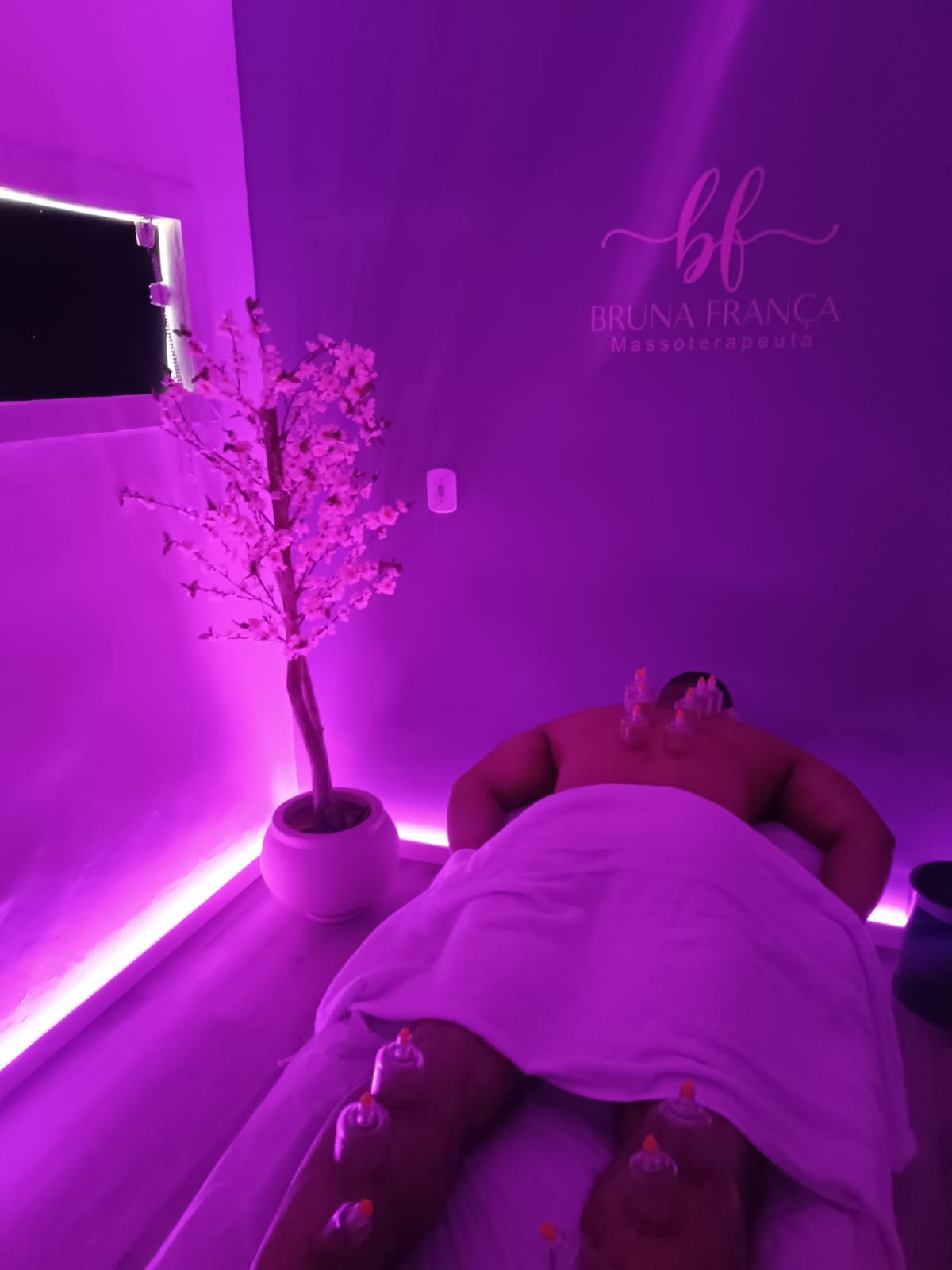 Bruna França Massoterapeuta