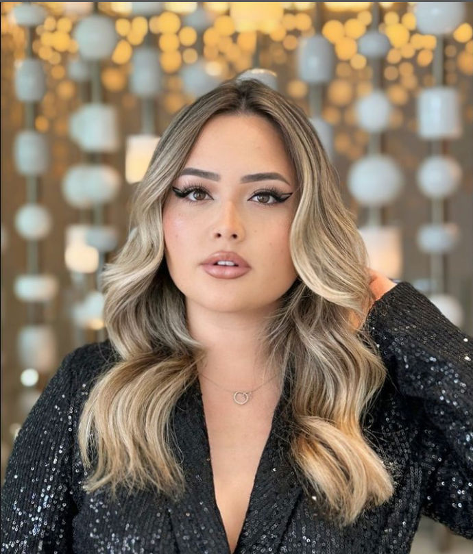 Izis Brandino Hair Stylist - Image 1