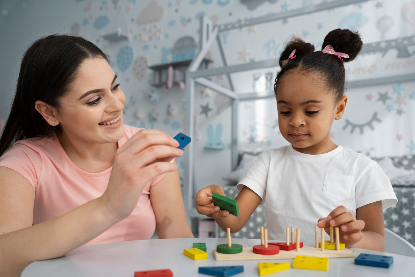 Thaís Magalhães: Psicopedagoga e Neuropsicopedagoga - Online - Image 2
