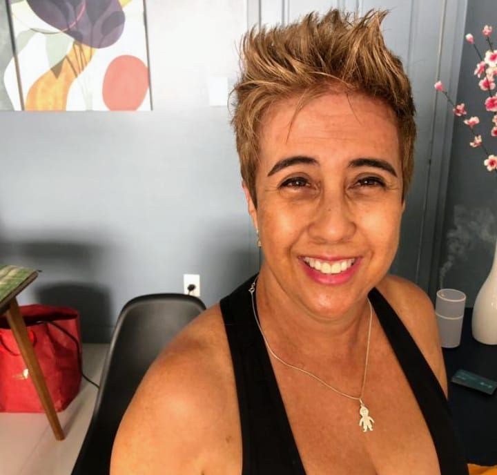 Vânia Costa Personal Trainer - Atendimento Online - Image 1