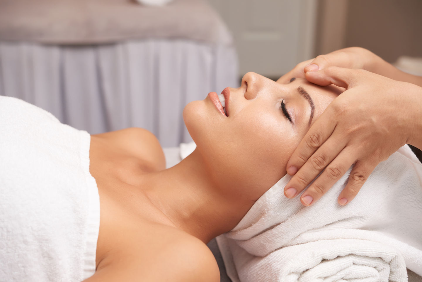 Mirela Lelli Estética Corporal e Facial - Image 1