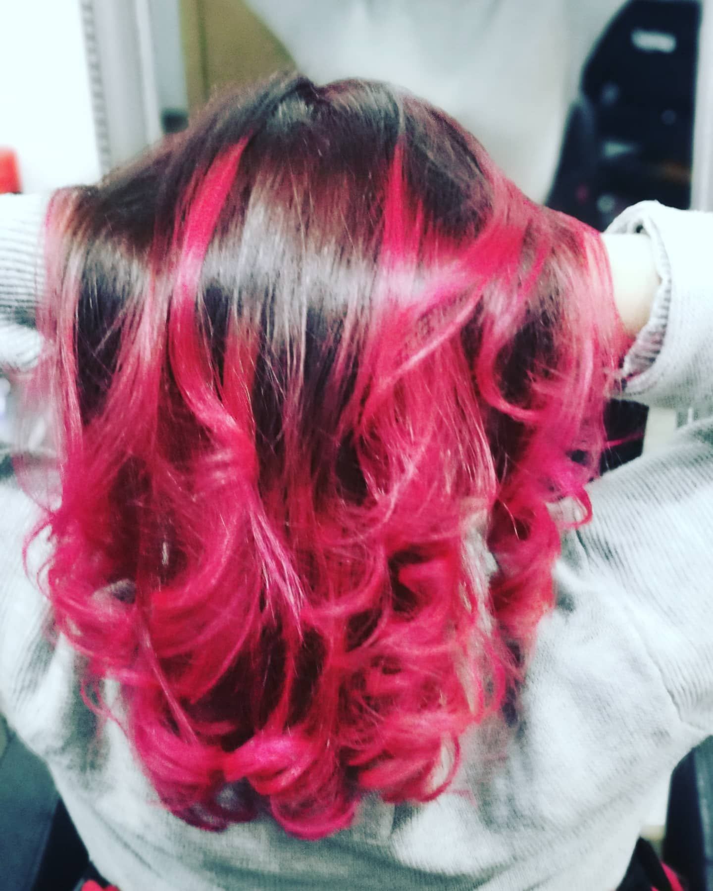 Karla Sara Hair Colorist - Image 10