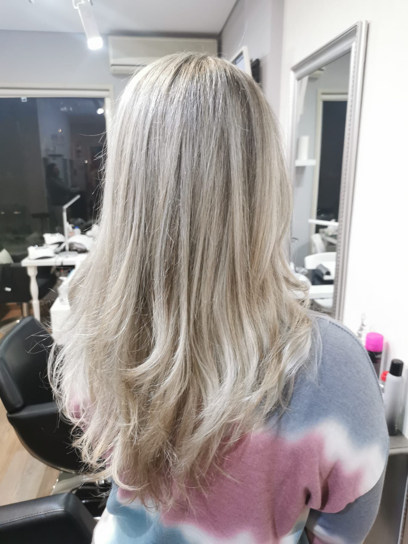 Karla Sara Hair Colorist - Image 30