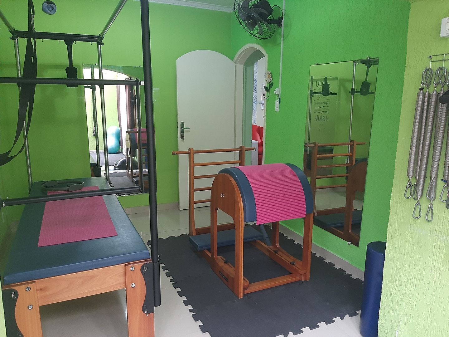 Estética e Pilates Flor de Liz - Image 4