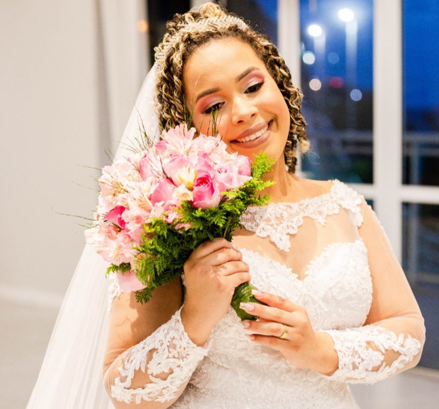 Larissa Brito Beauty Artist - Image 9